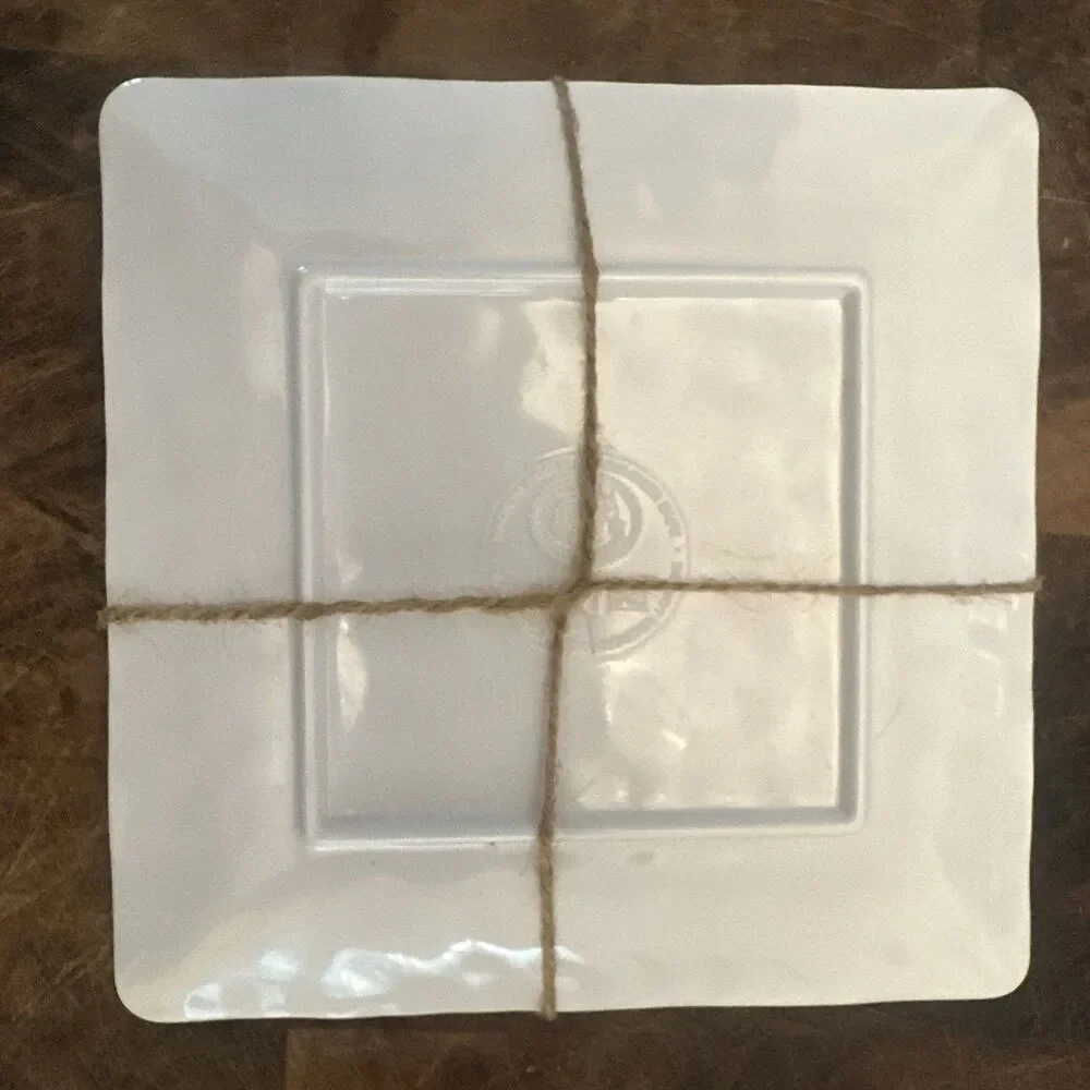 Michel Design Works Set Of 4 Melamine Canape’ Plates Merry Christmas 6x6 In. New